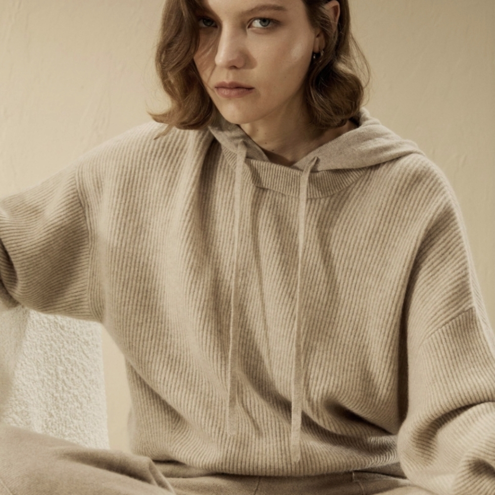 Lilysilk 100% cashmere sweater with detachable hood - EUC